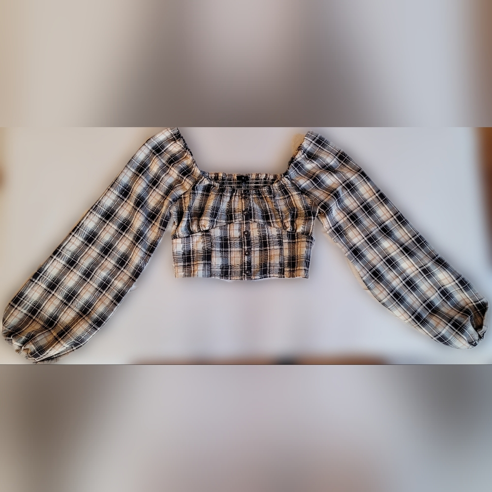 Plaid Cropped Puffy Long Sleeve Top | Love Tree | Size S